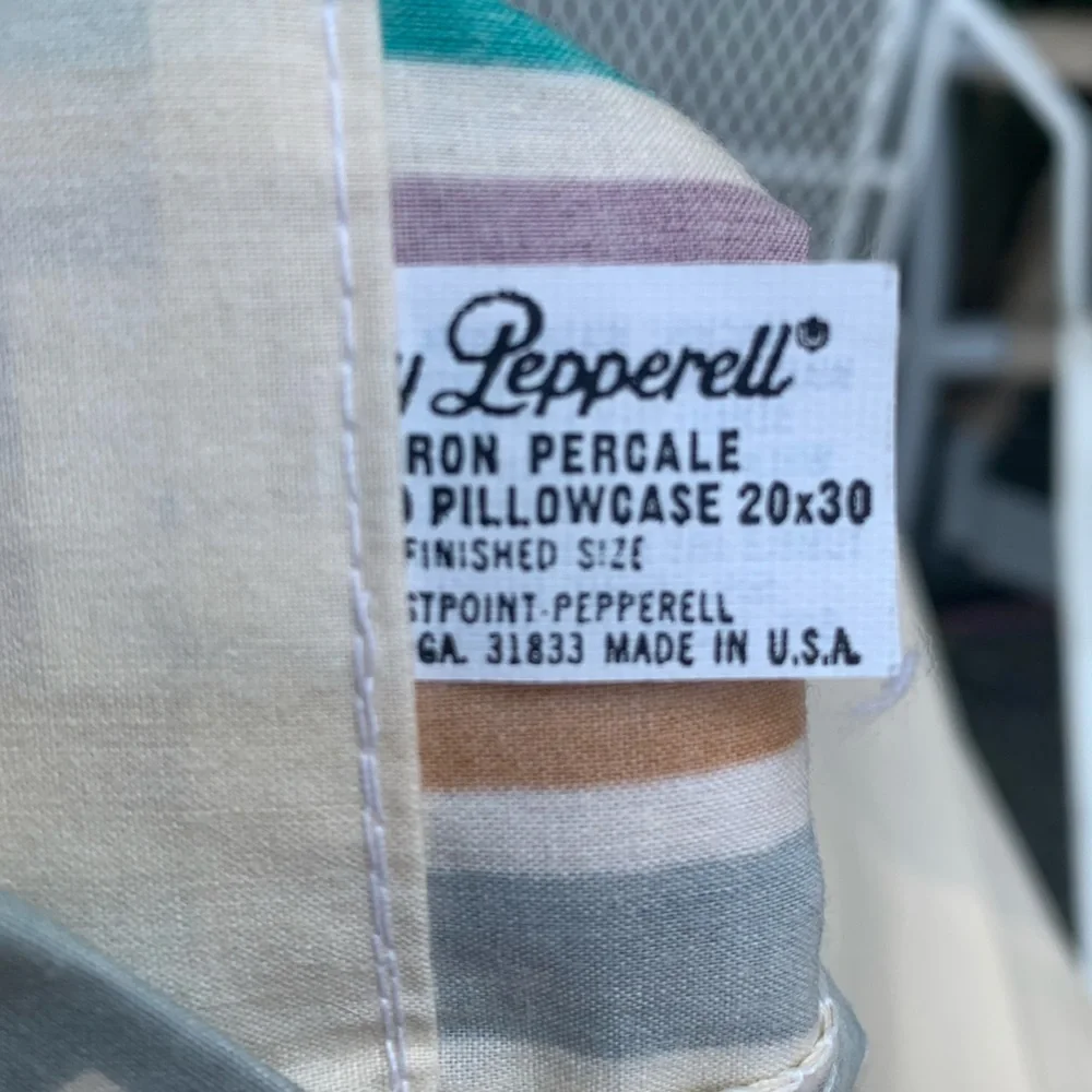 Vintage Lady Pepperell Percale Geometric Chevron Stripes Pillow Cases Set of 2